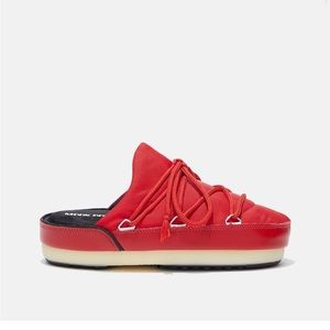 NWT Moon Boot mules in vibrant red Ski Chic Apres Ski